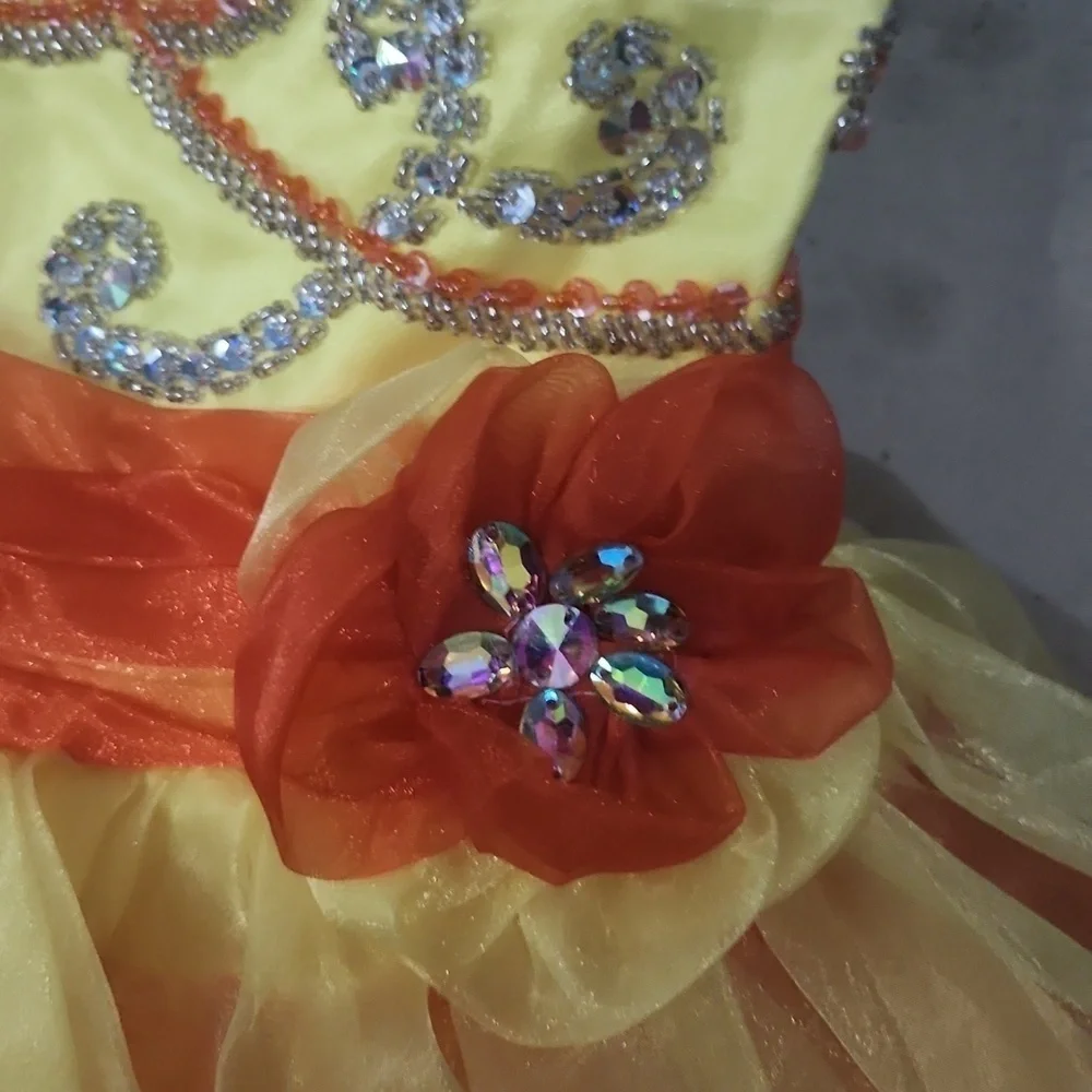 Stunning Custom-madeNational Glitz PageantSize 3T / 4T